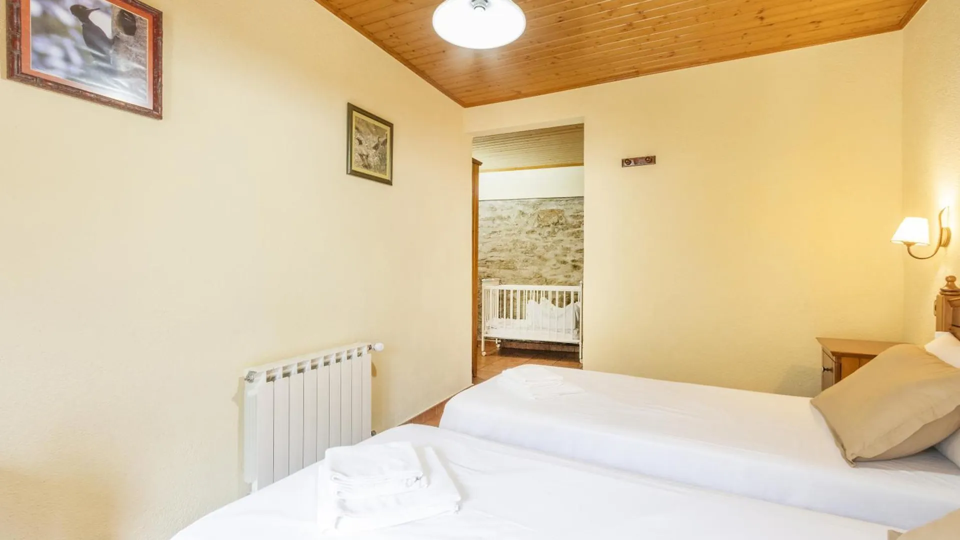 El Raco De Cal Maro Villa Vall de Castellbo Farm stay